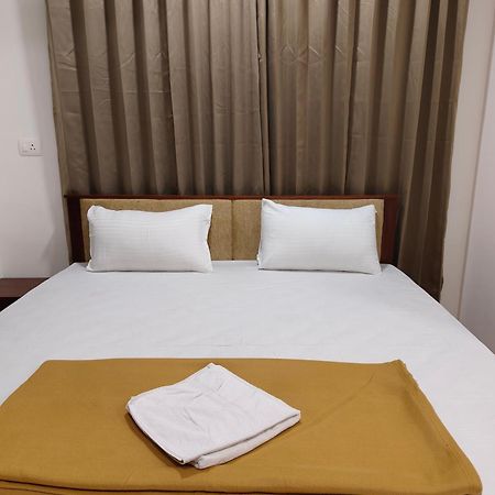 Hotel Nova Kochi Buitenkant foto