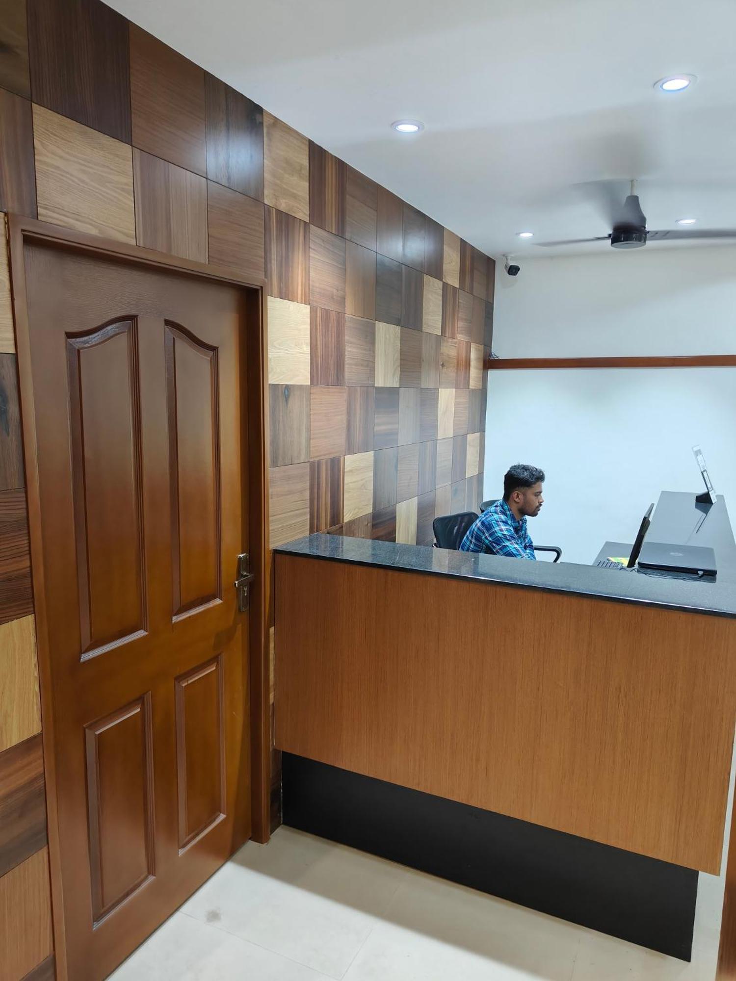 Hotel Nova Kochi Buitenkant foto