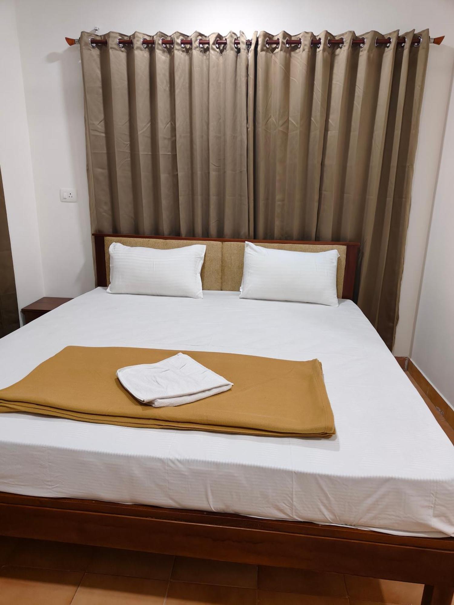 Hotel Nova Kochi Buitenkant foto