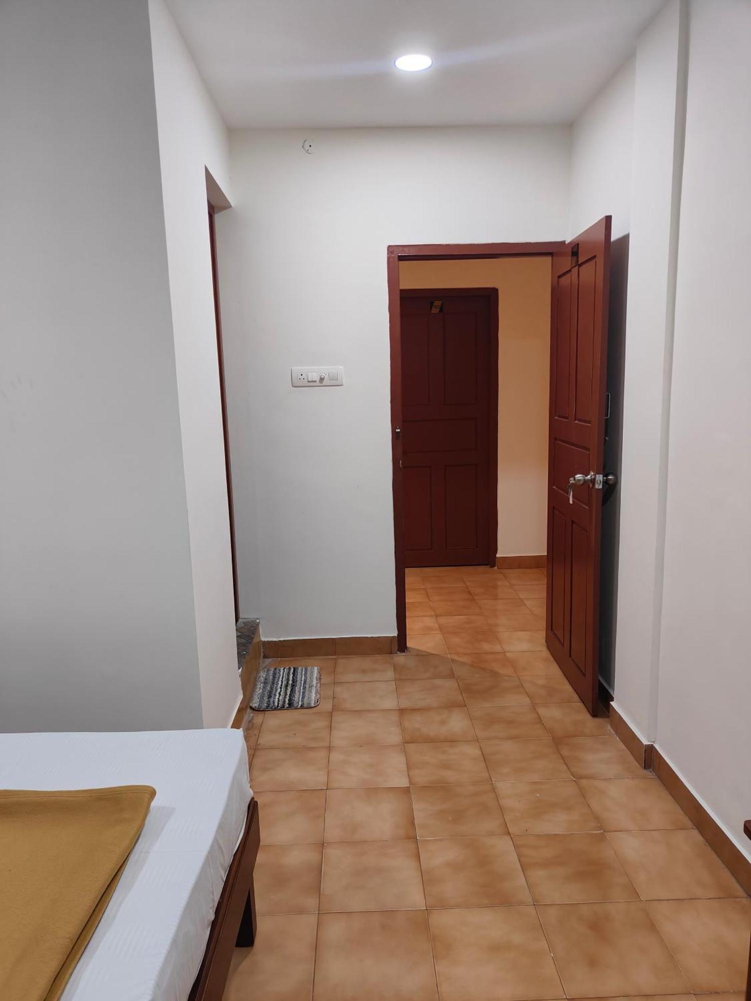 Hotel Nova Kochi Buitenkant foto